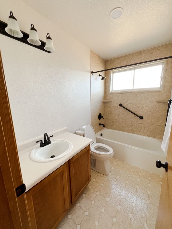 Top Bathroom Remodeling Companies in North Ridgeville, OH